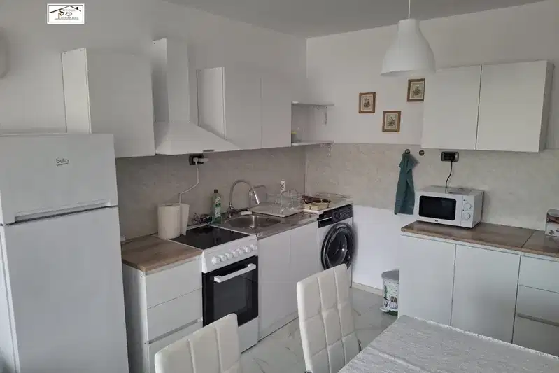 2-bedroom apartment in Pernik, Moshino