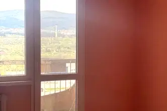Двустаен апартамент в Перник, Тева