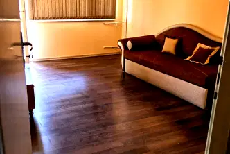 Тристаен апартамент в Перник, Тева
