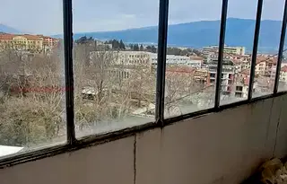 Тристаен апартамент в Благоевград, Петрич