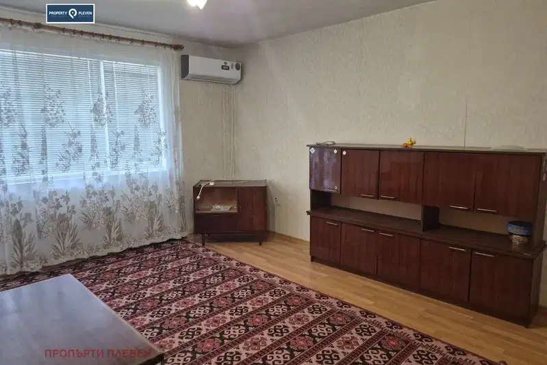 Тристаен апартамент в Плевен, 9-ти квартал