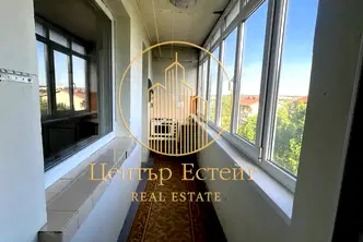 Тристаен апартамент в Плевен, 9-ти квартал