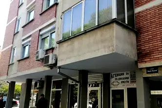 Тристаен апартамент в Плевен, Идеален център