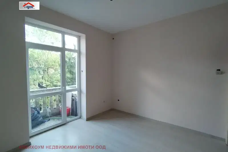 3-bedroom apartment in Pleven, Idealen Centyr