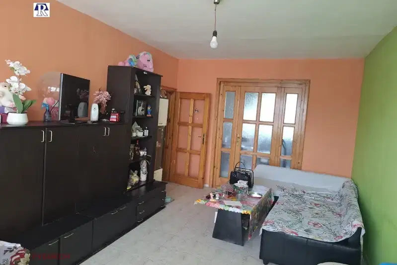 4-bedroom apartment in Pleven, Idealen Centyr