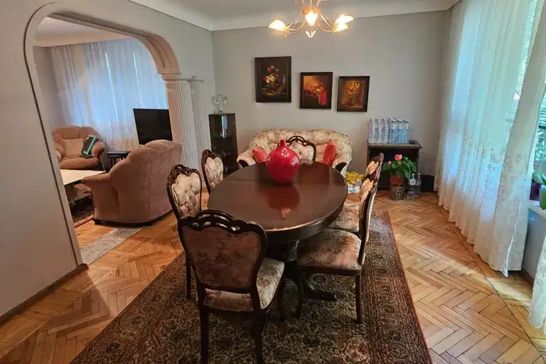 4-bedroom apartment in Pleven, Idealen Centyr