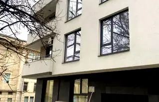 Двустаен апартамент в Плевен, Идеален център