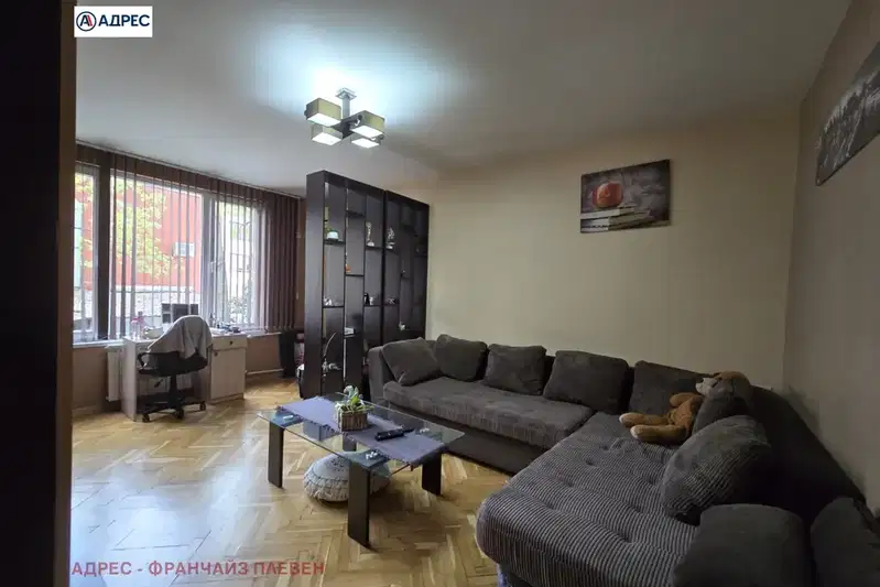3-bedroom apartment in Pleven, Idealen Centyr