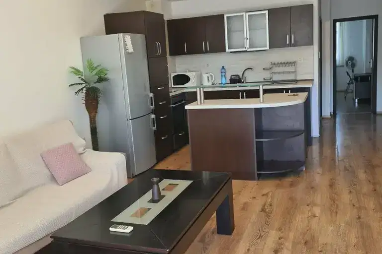 3-bedroom apartment in Pleven, Idealen Centyr
