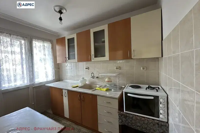 Тристаен апартамент в Плевен, Идеален център