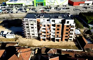 Тристаен апартамент в Плевен, Широк център