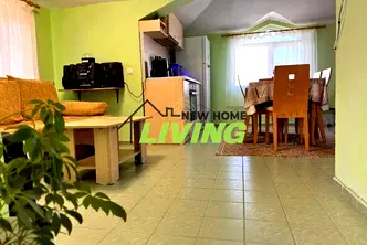 Тристаен апартамент в Плевен, Широк център