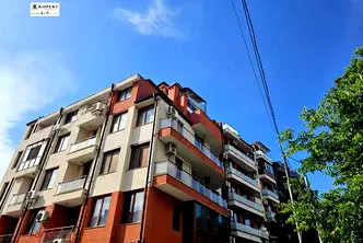 Многостаен апартамент в Плевен, Широк център