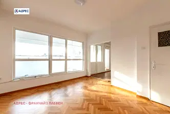 Многостаен апартамент в Плевен, Широк център