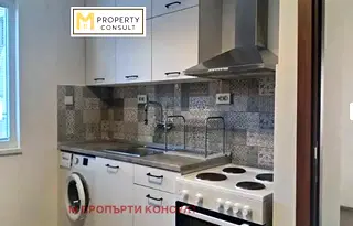 Тристаен апартамент в Плевен, Широк център