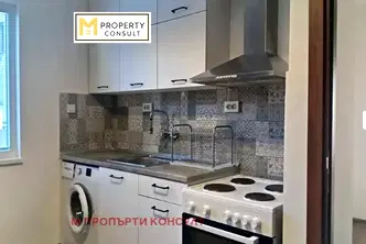 Тристаен апартамент в Плевен, Широк център