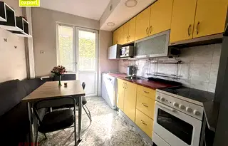 Тристаен апартамент в Плевен, Широк център