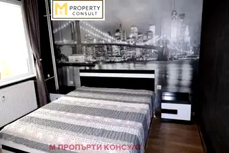 Тристаен апартамент в Плевен, Широк център