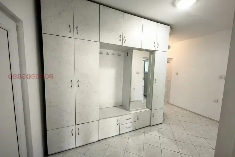 4-bedroom apartment in Pleven, Storgoziya