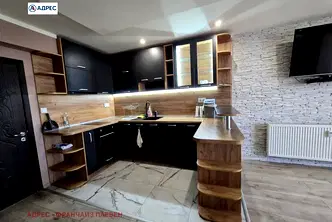 Тристаен апартамент в Плевен, Сторгозия
