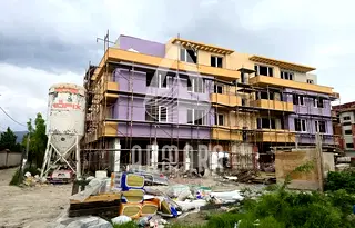 Тристаен апартамент с панорамна тераса в Беломорски, Пловдив