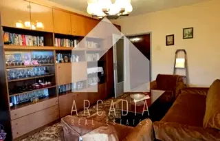 Четиристаен апартамент с две тераси в Център, Пловдив