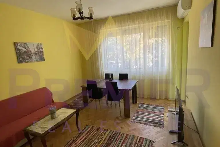 3-bedroom apartment in Plovdiv, Centyr