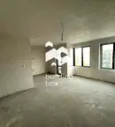 Тристаен апартамент с изба в Център, Пловдив