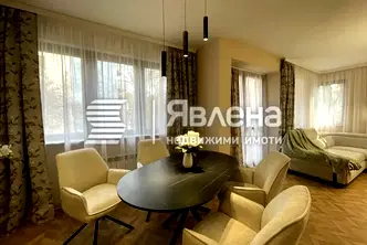 Тристаен апартамент в Пловдив, Център