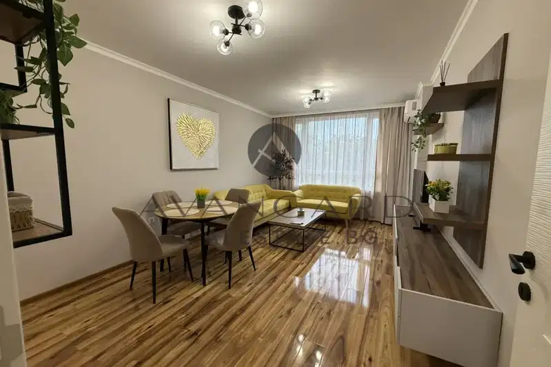 3-bedroom apartment in Plovdiv, Centyr