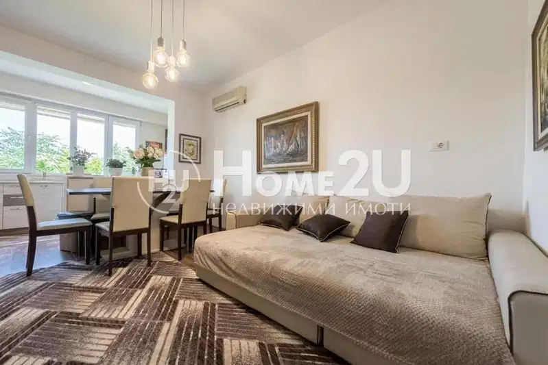 3-bedroom apartment in Plovdiv, Centyr