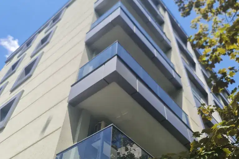3-bedroom apartment in Plovdiv, Centyr