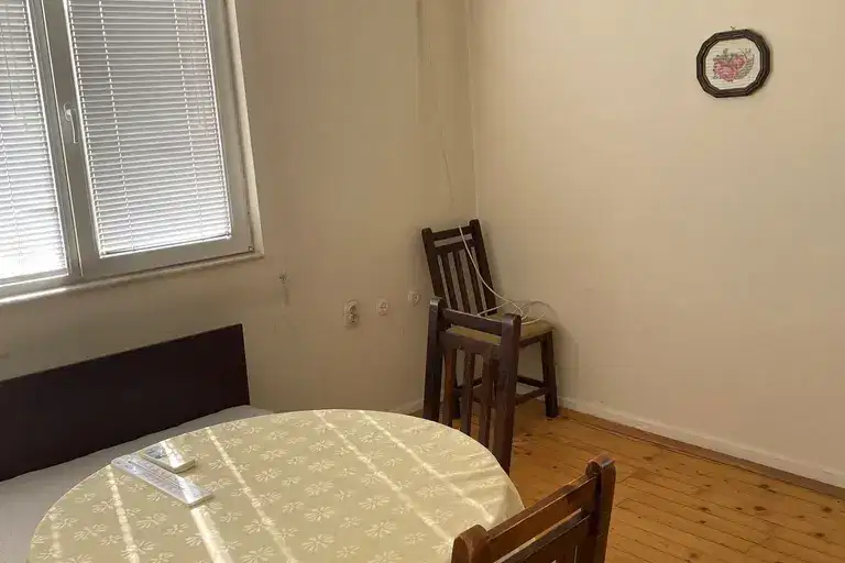 3-bedroom apartment in Plovdiv, Centyr