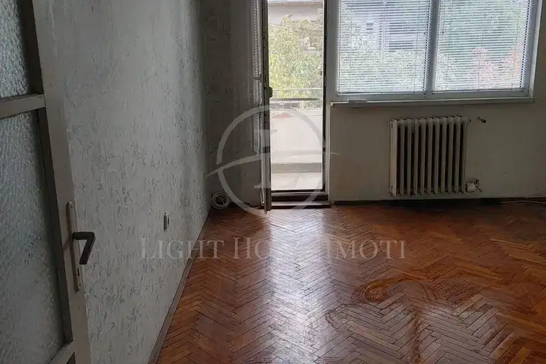 3-bedroom apartment in Plovdiv, Centyr