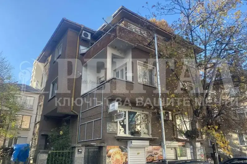 4-bedroom apartment in Plovdiv, Centyr