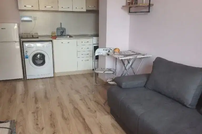 Едностаен апартамент в Център, Пловдив, на 4-ти етаж