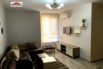 2-стаен апартамент с две тераси в Център, Пловдив до ВМИ