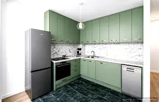 Двустаен апартамент с гараж в Център, Пловдив
