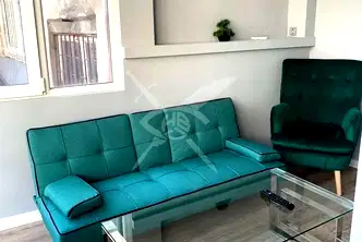 Тристаен апартамент в Център на Пловдив, партерен етаж