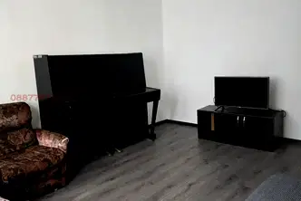 3-стаен апартамент с 2 тераси в Център, Пловдив
