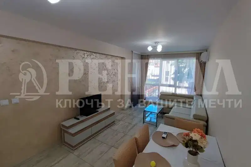 3-bedroom apartment in Plovdiv, Centyr
