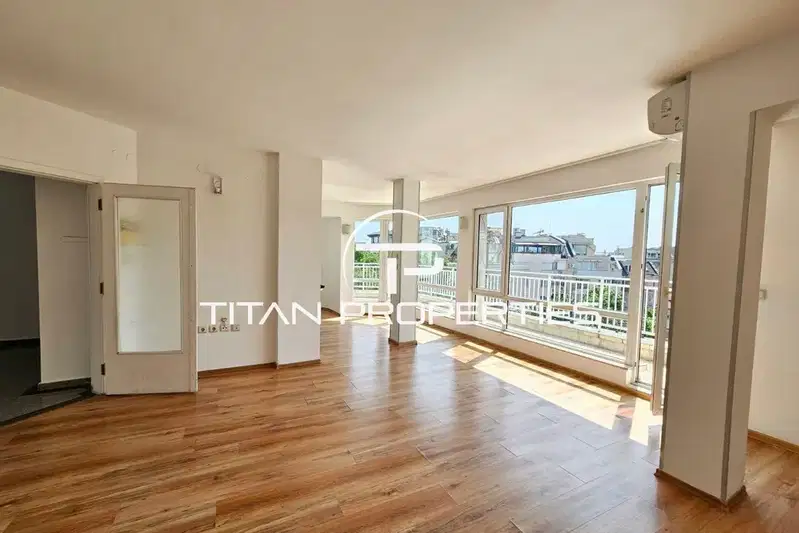 5-bedroom apartment in Plovdiv, Centyr