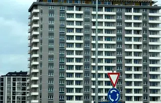 Двустаен апартамент с гледка към тепетата в Гагарин, Пловдив