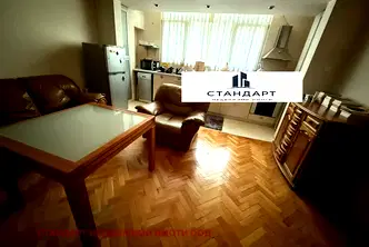Тристаен апартамент в Гагарин, Пловдив с усвоена тераса
