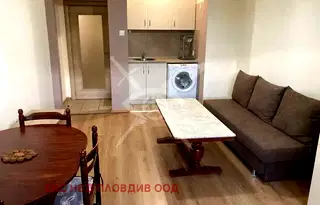 Тристаен апартамент в Гагарин, Пловдив с тераса