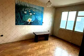 Тристаен апартамент в Христо Смирненски, Пловдив с две тераси