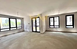 Тристаен апартамент с лоджия в Христо Смирненски, Пловдив