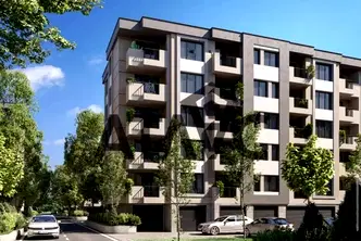 Тристаен апартамент с паркомясто в Христо Смирненски, Пловдив