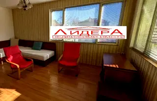 Просторен 4-стаен апартамент в Христо Смирненски, Пловдив