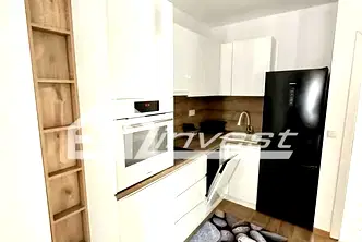 3-стаен апартамент с тераса в Христо Смирненски, Пловдив
